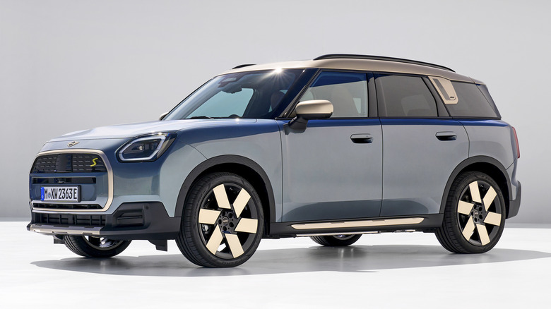 2024 Mini Cooper and Countryman