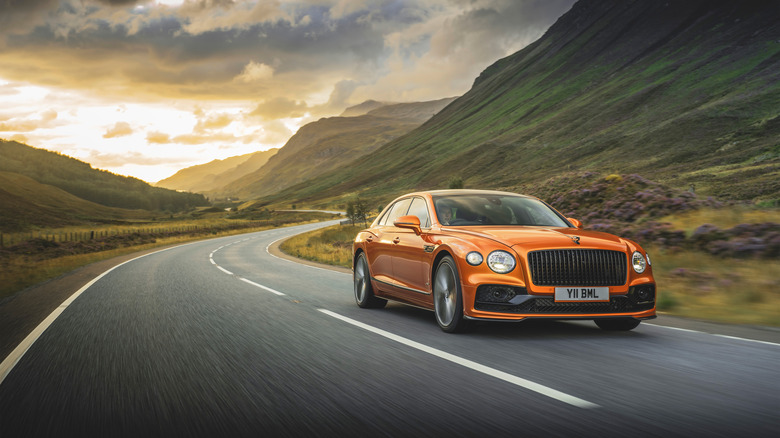 2023 Bentley Flying Spur Speed on road
