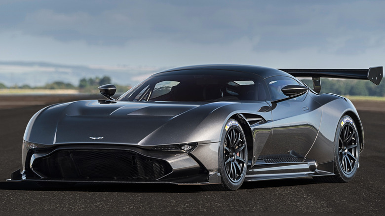 Aston Martin Vulcan front 3/4 view