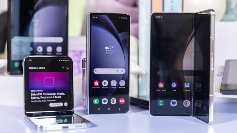 Samsung Galaxy Z Flip 5 and Galaxy Z Fold 5 smartphones 