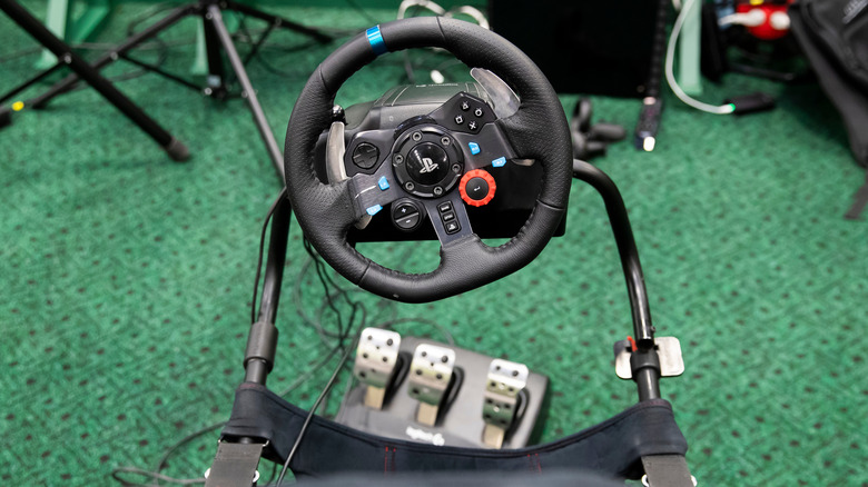 Logitech G29 racing wheel and pedals