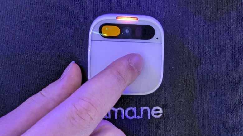 Humane Ai Pin