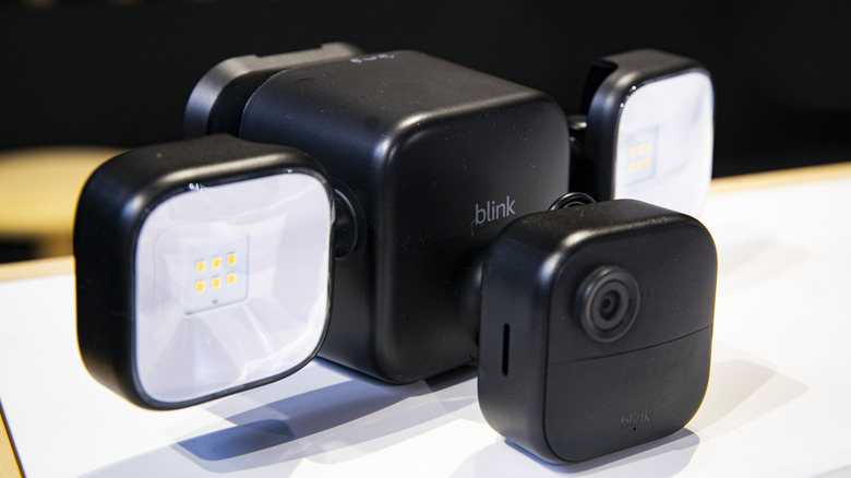 Blink camera on display