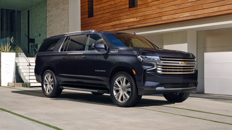 Chevrolet Suburban High Country