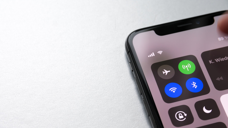 airplane mode wifi iphone icons
