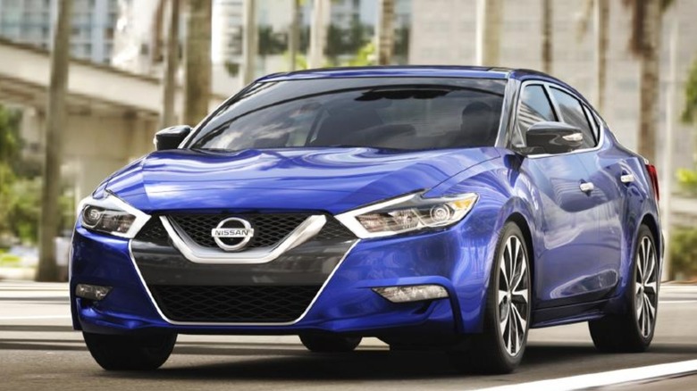 2016 Nissan Maxima on road