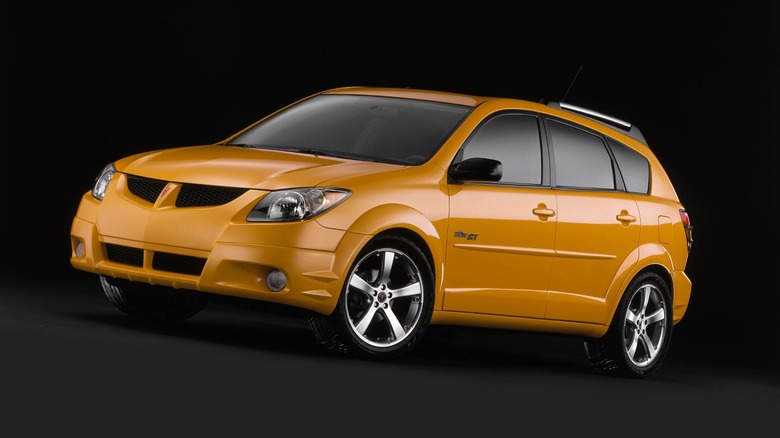Pontiac Vibe GT front quarter