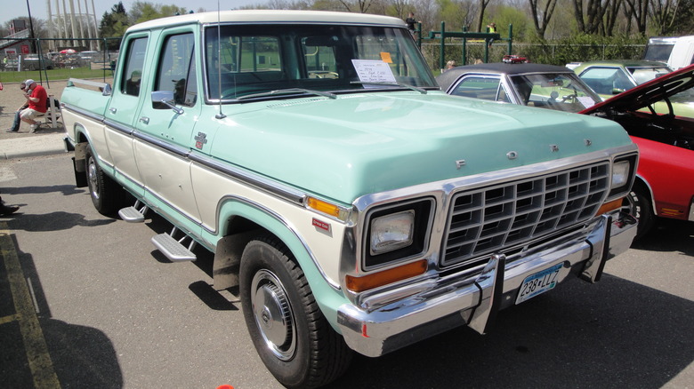 1979 Ford F-250 parked front quarter