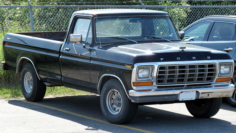 1979 Ford F-100 parked front quarter