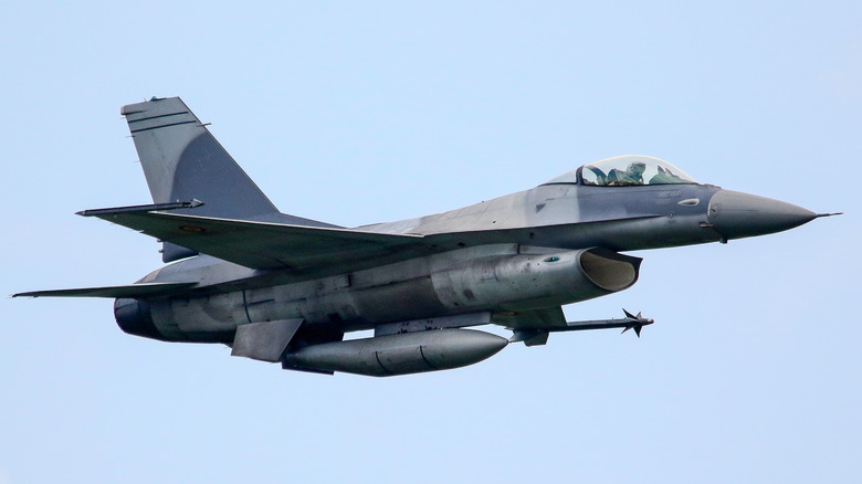 USAF F-16 Falcon in flight