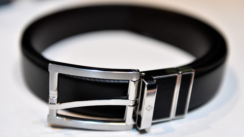 welt smart belt closeup