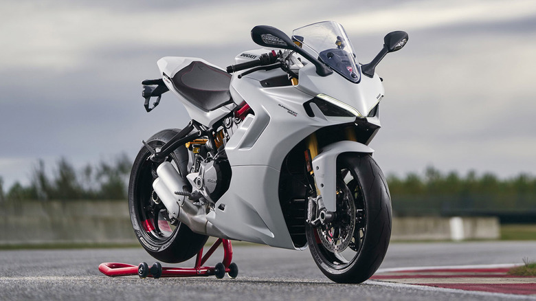 ducati supersport 950