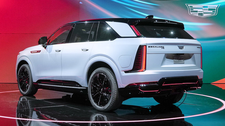Cadillac Escalade IQ