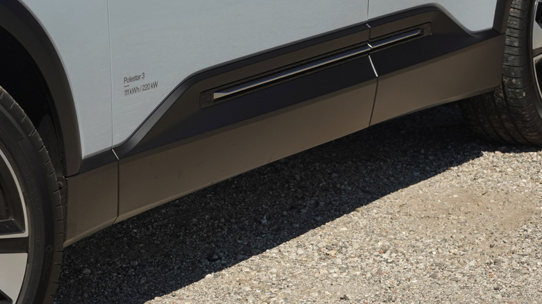2025 Polestar 3 Long Range Single Motor side skirt and decals