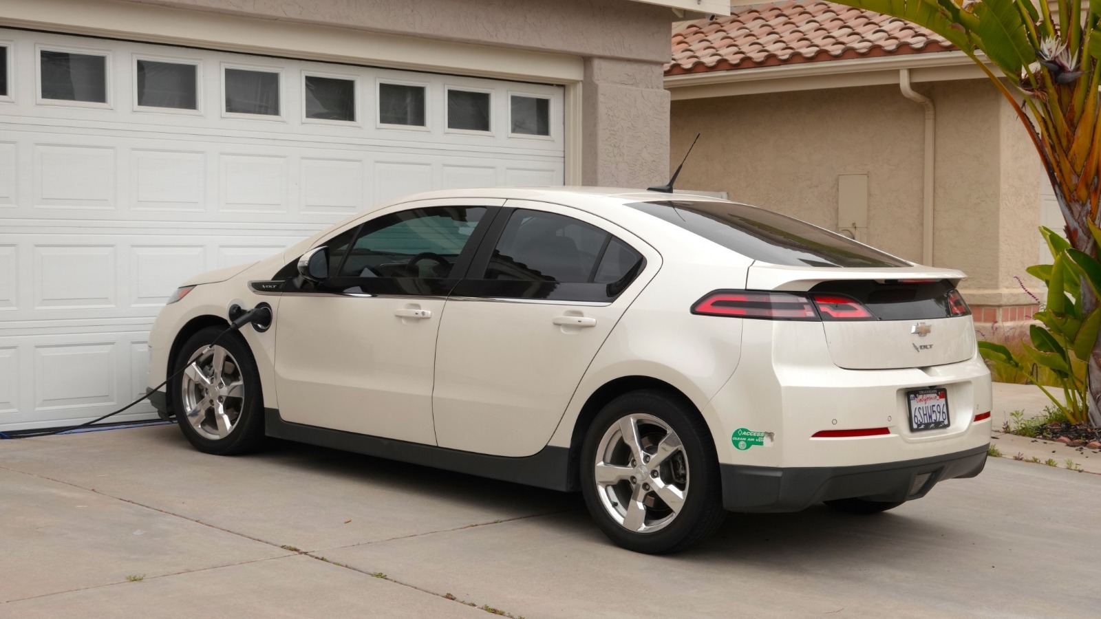 The Chevrolet Volt s Terrible Resale Value Explained