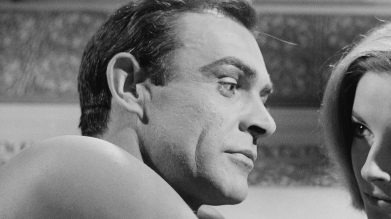 Sean Conneru as james bond
