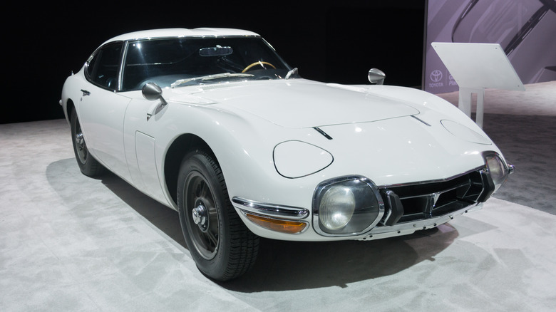 Toyota 2000 GT