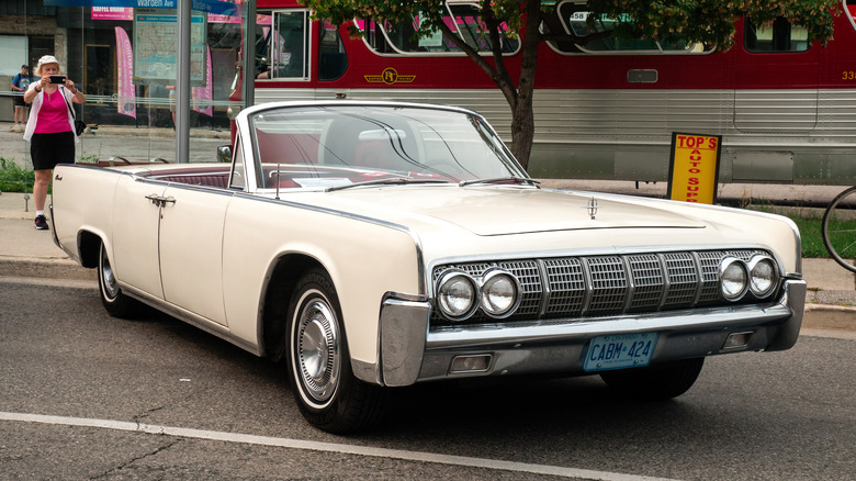 Lincoln Continental