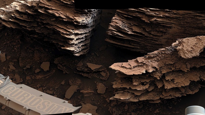 Flakey rocks on Mars
