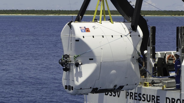 Triton class submersible