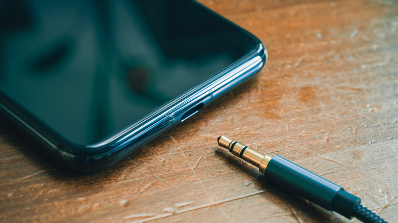 audio jack smartphone