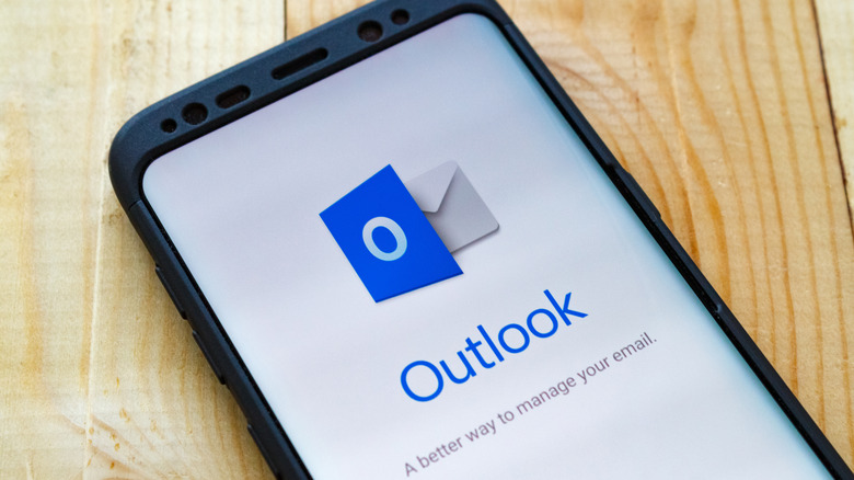 Outlook app on samsung phone