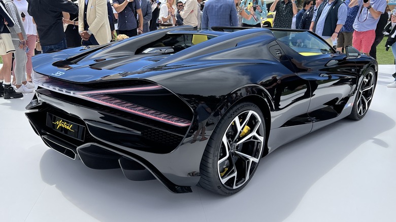 Bugatti W16 Mistral