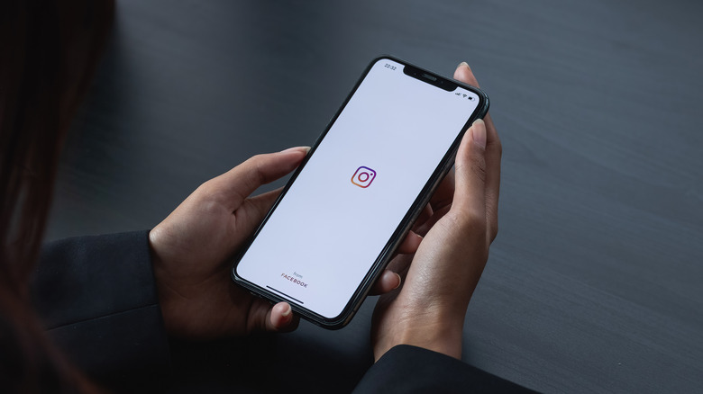 Instagram app splash screen