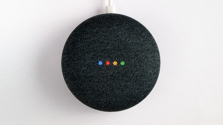 Google nest mini lights on