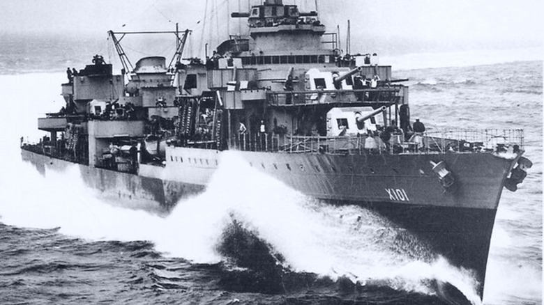 The Le Fantasque X101 underway at sea