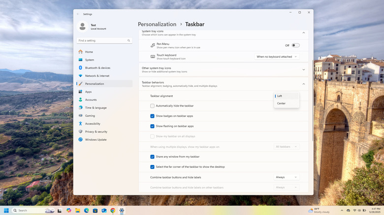 Windows 11 showing taskbar personalization window