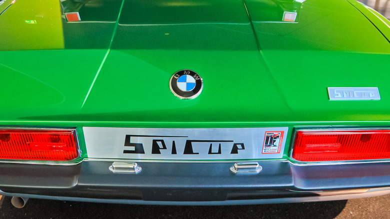 Rear end of BMW 2800 Bertone