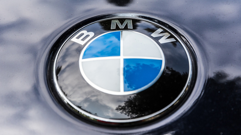 BMW roundel logo