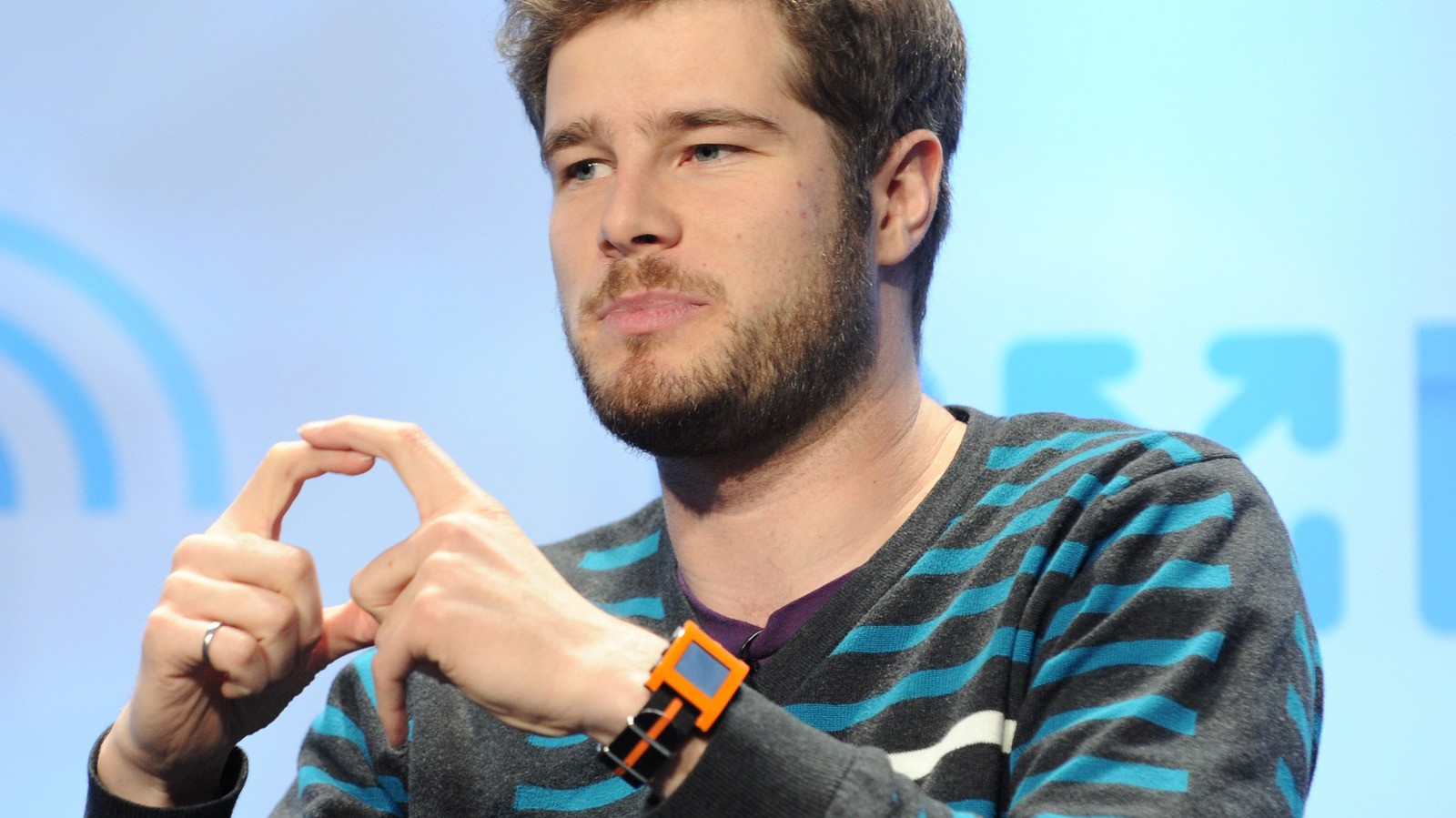 The Founder Of Pebble Wants To Create A New Practical And Compact Android Phone – SlashGear