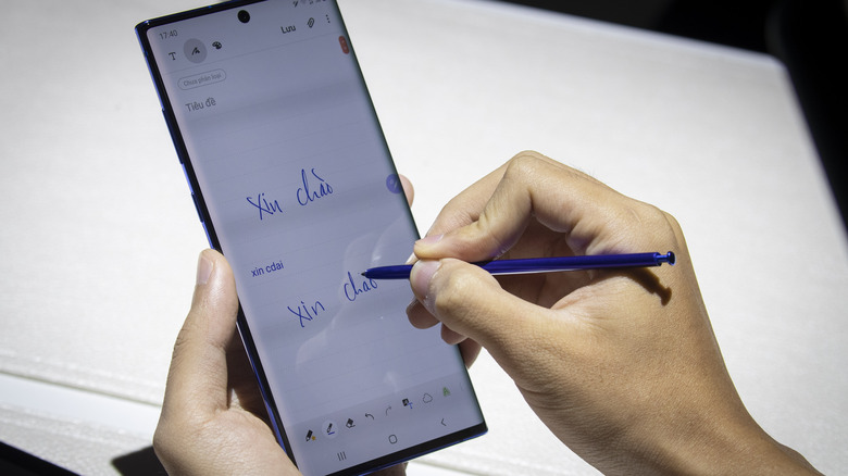 Writing on Galaxy Note 10