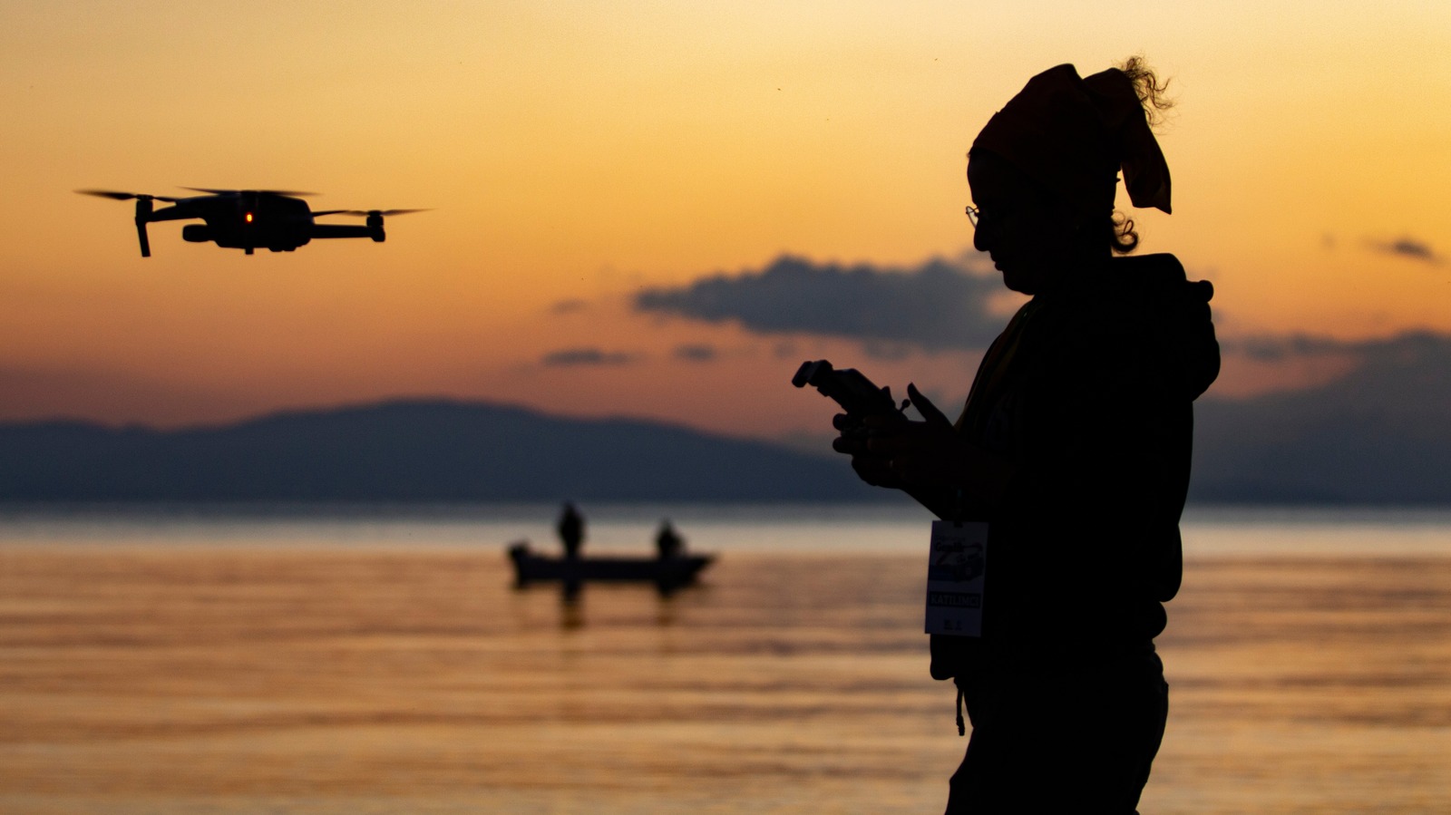 The Genius Hack For Landing A Drone On Water – SlashGear