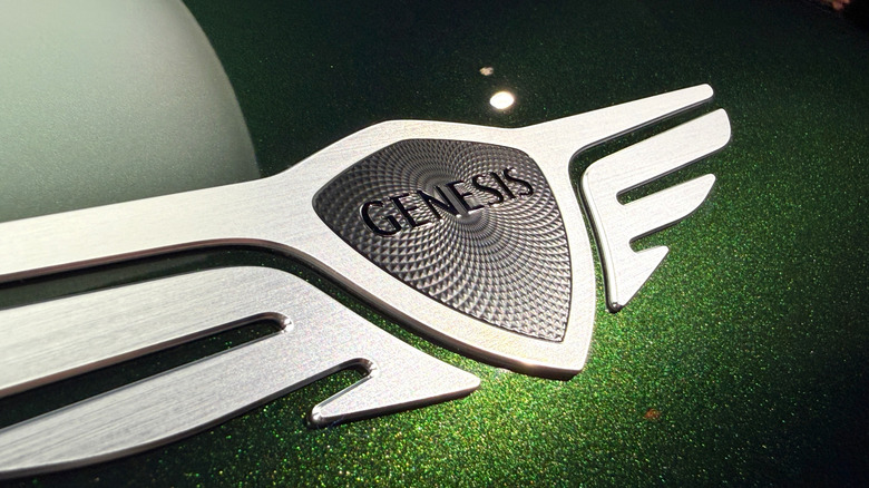 2028 Genesis GV90 hood emblem