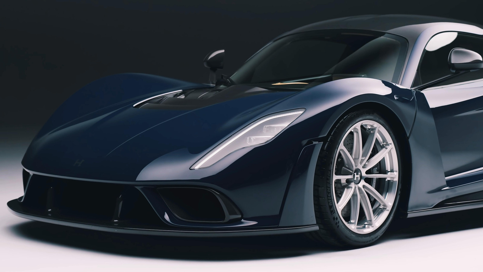 O Hennessey Venom F5 pode ultrapassar o Bugatti Chiron como o carro de estrada mais rápido do mundo
