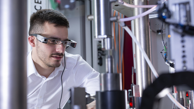 Augmented Reality glasses in use by the HAHN Automation Group