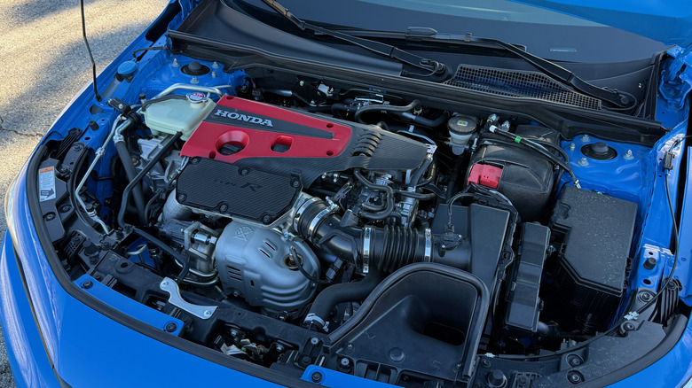 Honda Civic Type R engine bay