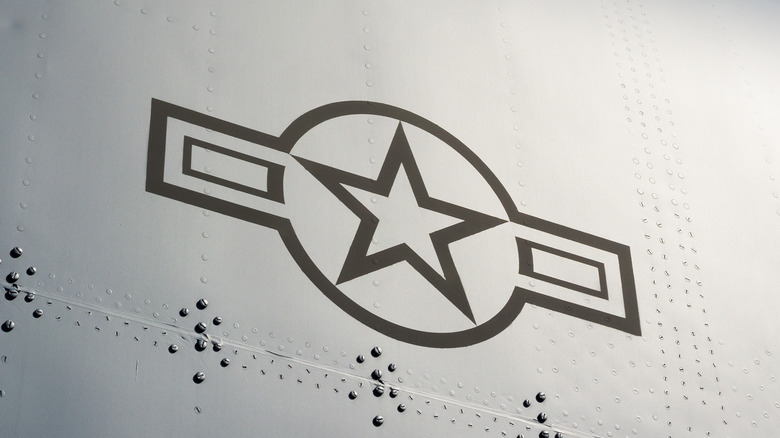 USAF logo plane