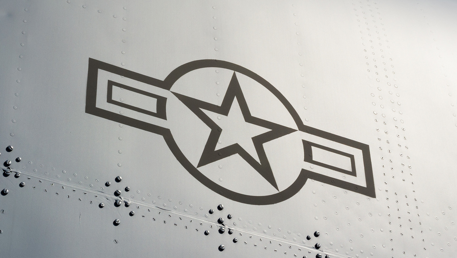 The Incredible Supersonic Bomber Designed To Outrun Any Soviet Aircraft