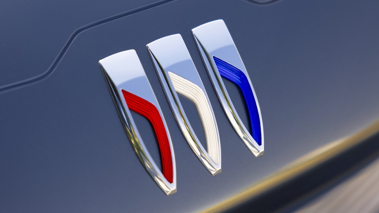 Buick's new logo closeup
