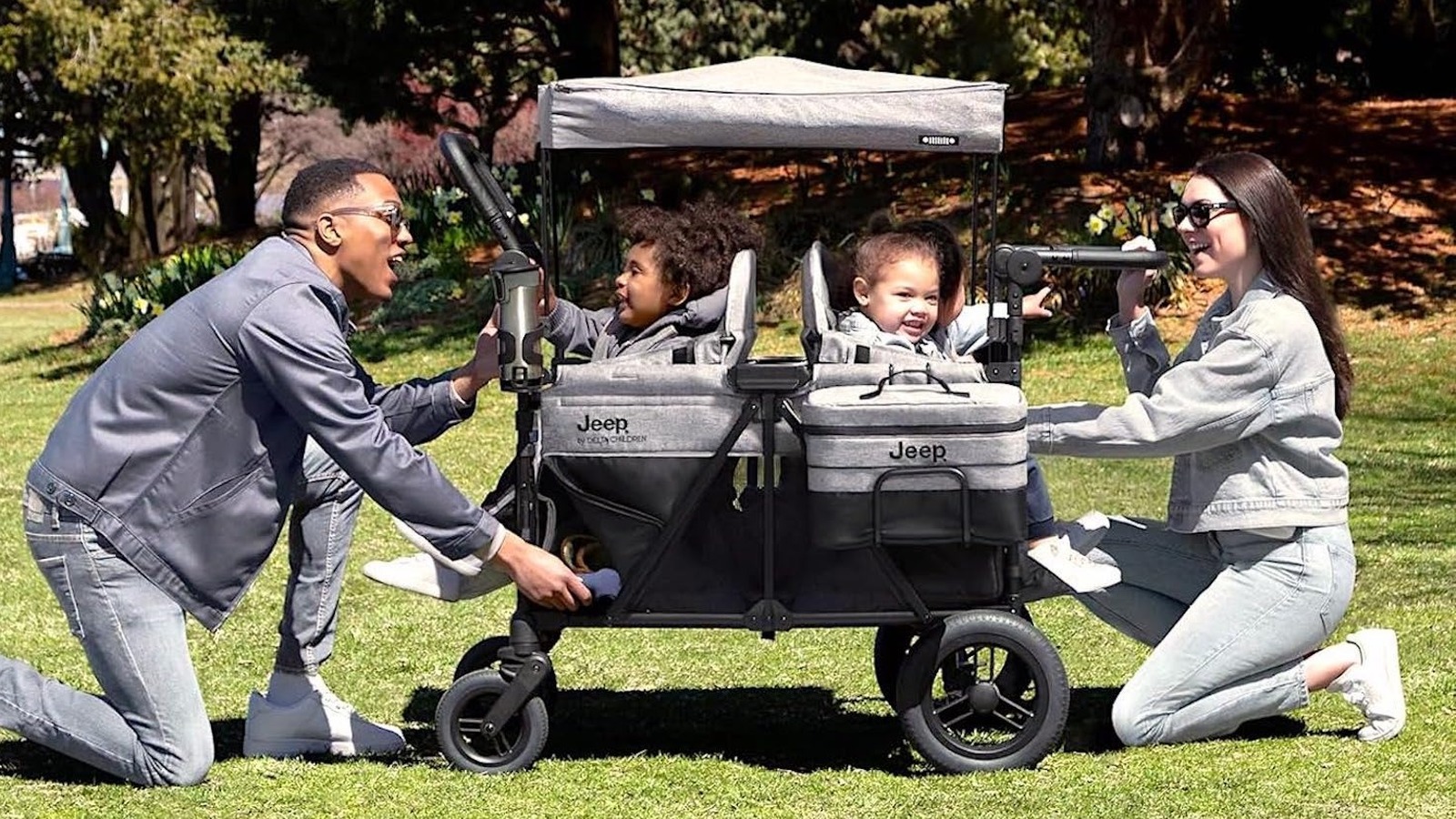 The Jeep Deluxe Wrangler Wagon Stroller: Everything You Should Know Before  You Buy, image size:1600x900