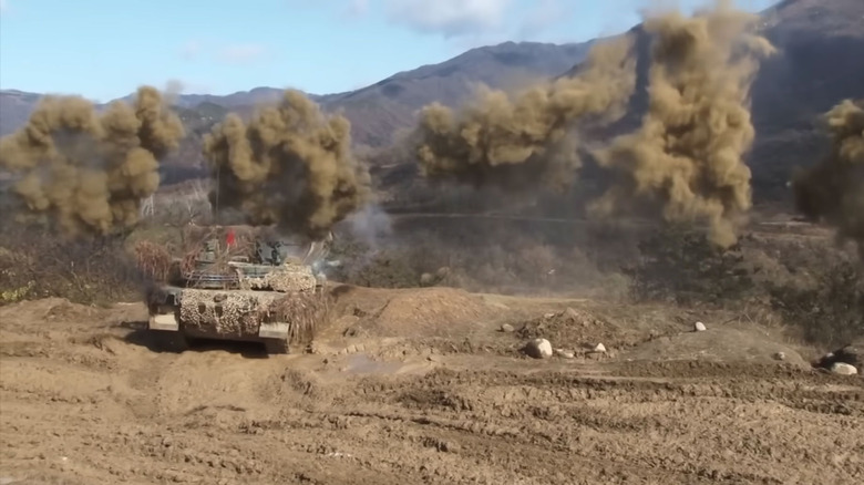 Korean K2 Black Panther firing 