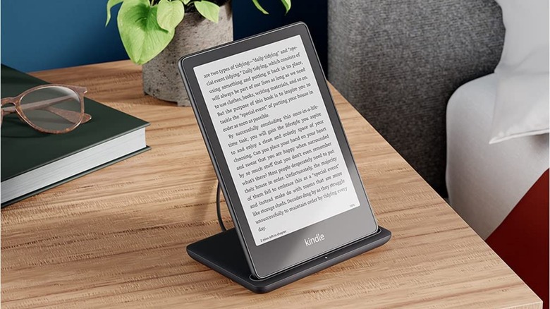 Wireless Charging Dock Made for  Kindle Paperwhite Signature