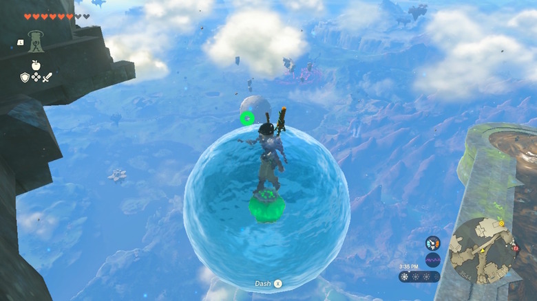 Link nadando em uma bolha flutuante de água, bem acima das nuvens