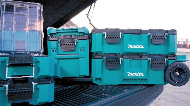 Makita Maktrak system laid out.