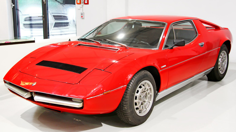 Maserati Merak indoors