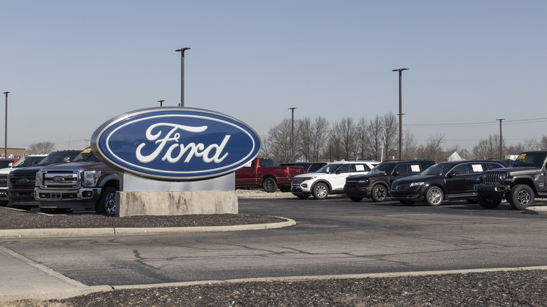 Ford signage with modern Ford cars